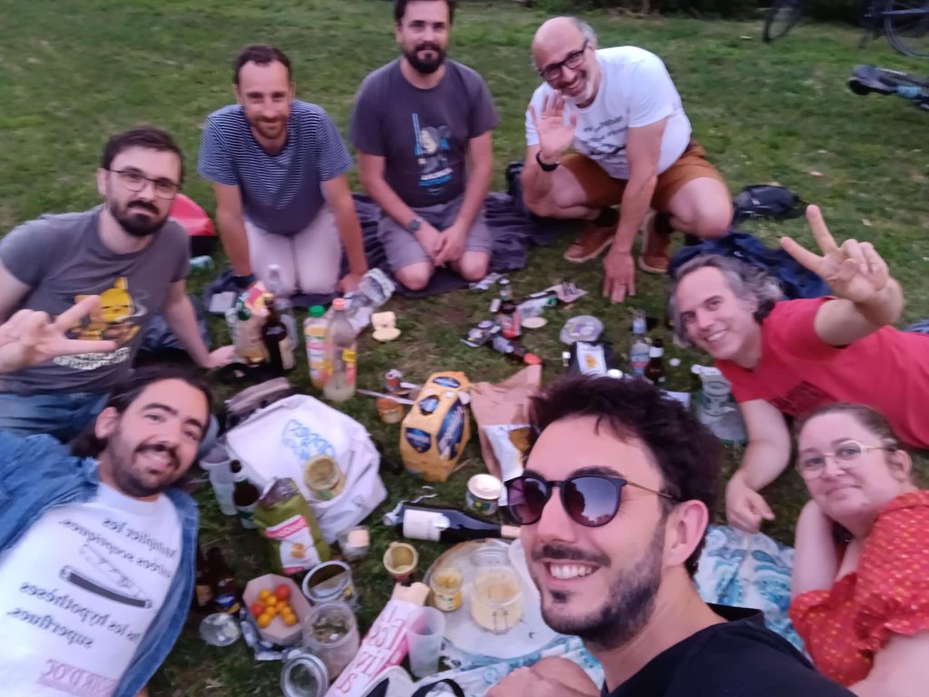 Apéro pique-nitre entre membre du Rasoir d'Oc et JB